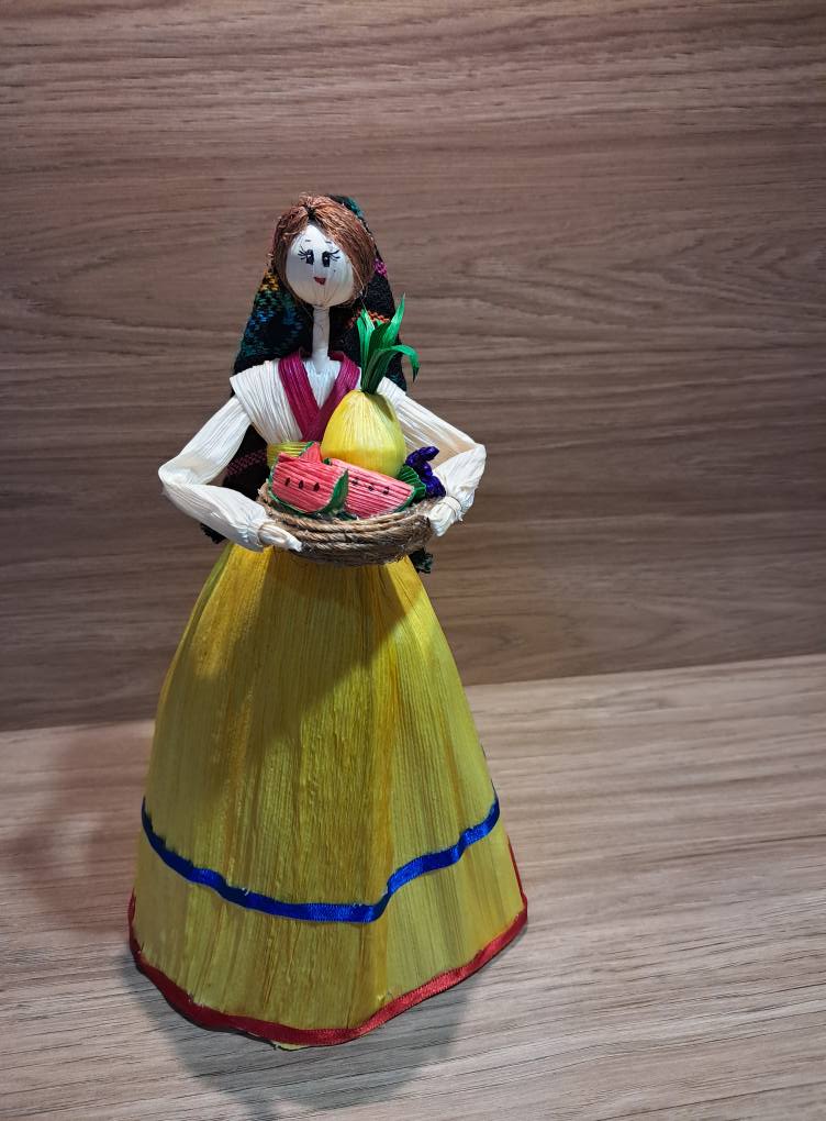 Muñeca 8